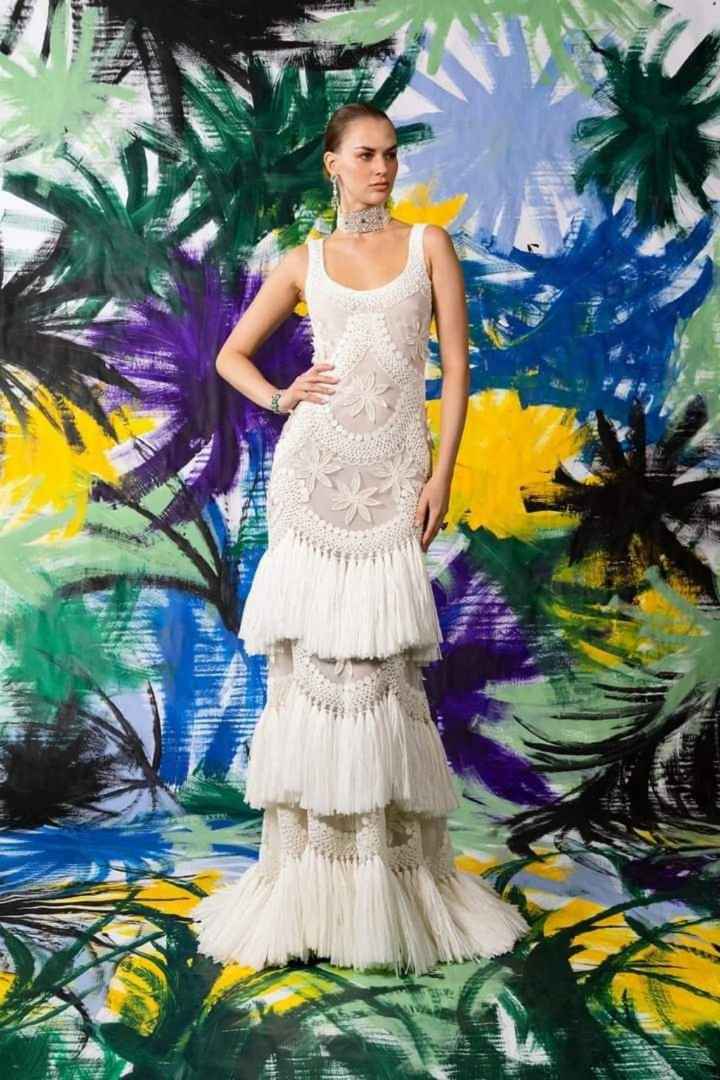 Algunos vestidos de la colección otoño-invierno 2023 Naerm Khan - 1