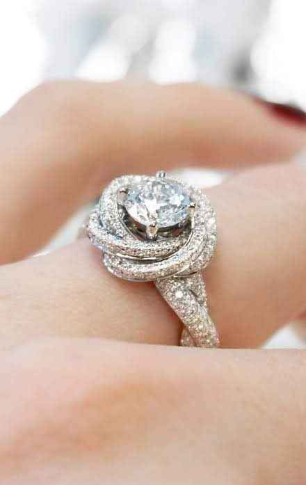 Anillos de compromiso con forma de flor 🌺 - 3