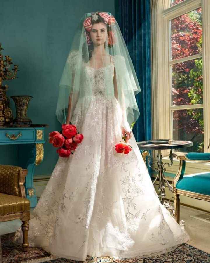 Algunos vestidos de la colección 2023 Sweet Dreams by Reem Acra - 2