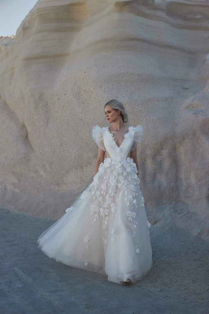 Algunos vestidos de la colección Let there be love by Sassi Holford - 2