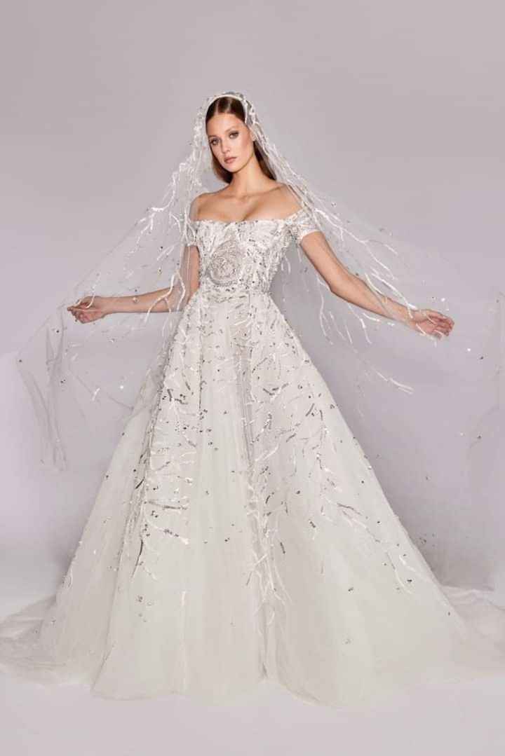 Algunos vestidos de la colección 2023 Zuhair Murat - 1