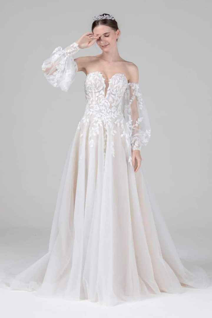 Algunos vestidos de la colección 2023 Coco Melody - 2
