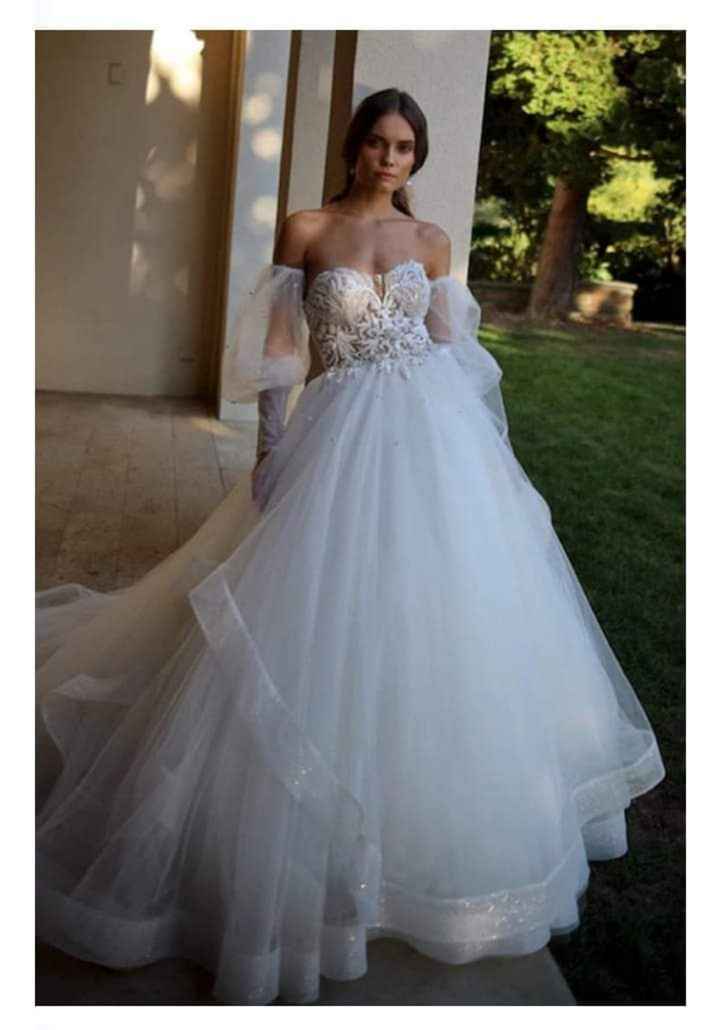Vestidos colección otoño-invierno 2023 Eve of Milady - 3