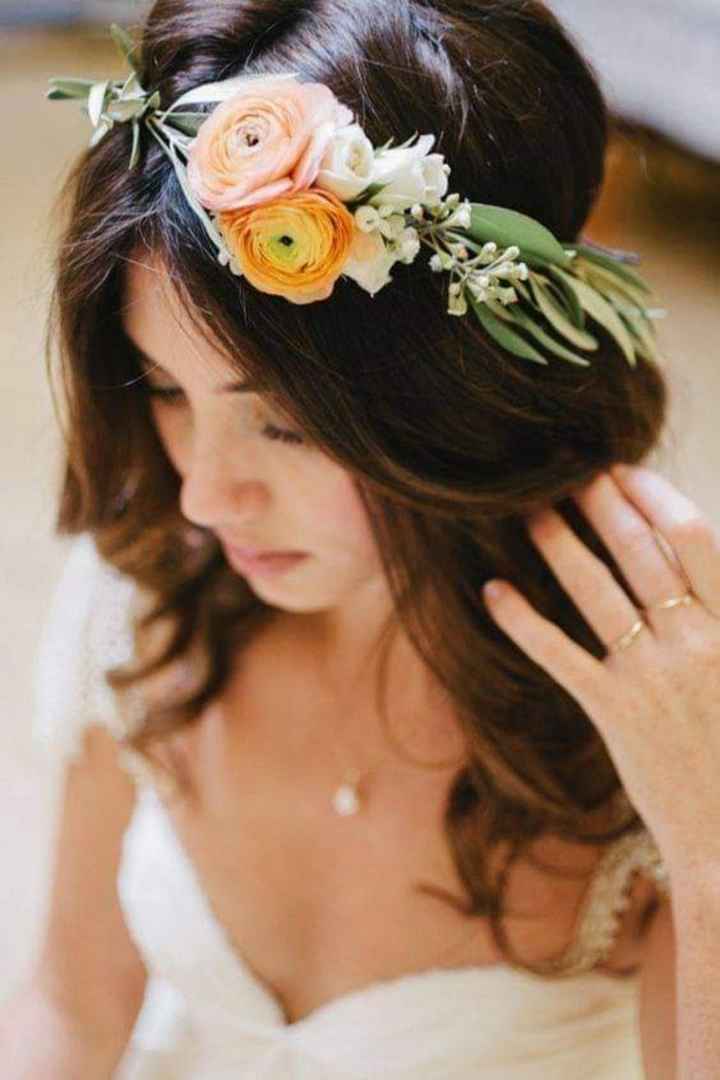 Primavera -verano:flores y follaje en tu cabello - 1