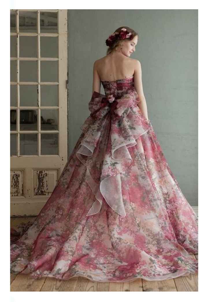 Vestidos de novia con motivos florales 🌺🌸🌹 - 35