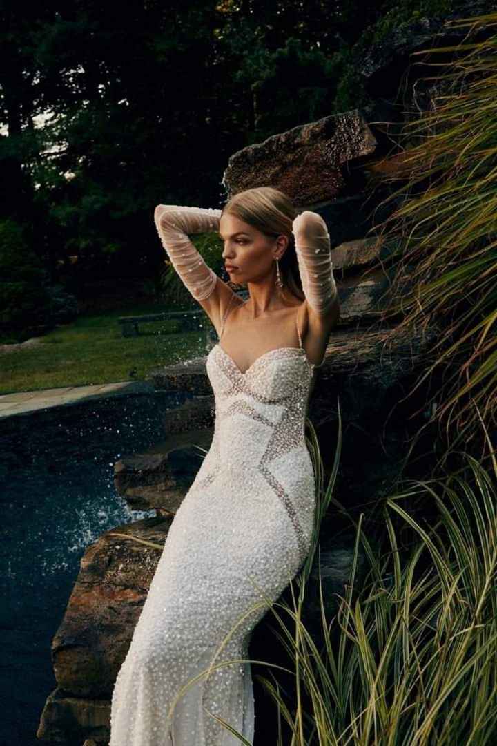 Algunos vestidos de la colección otoño-invierno 2023 Iconic by Galia Lahav - 3