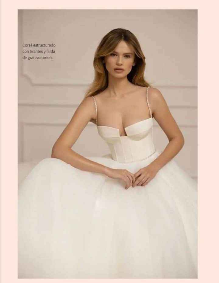 Vestidos colección 2023 Less Is More by Eva Lendel - 6