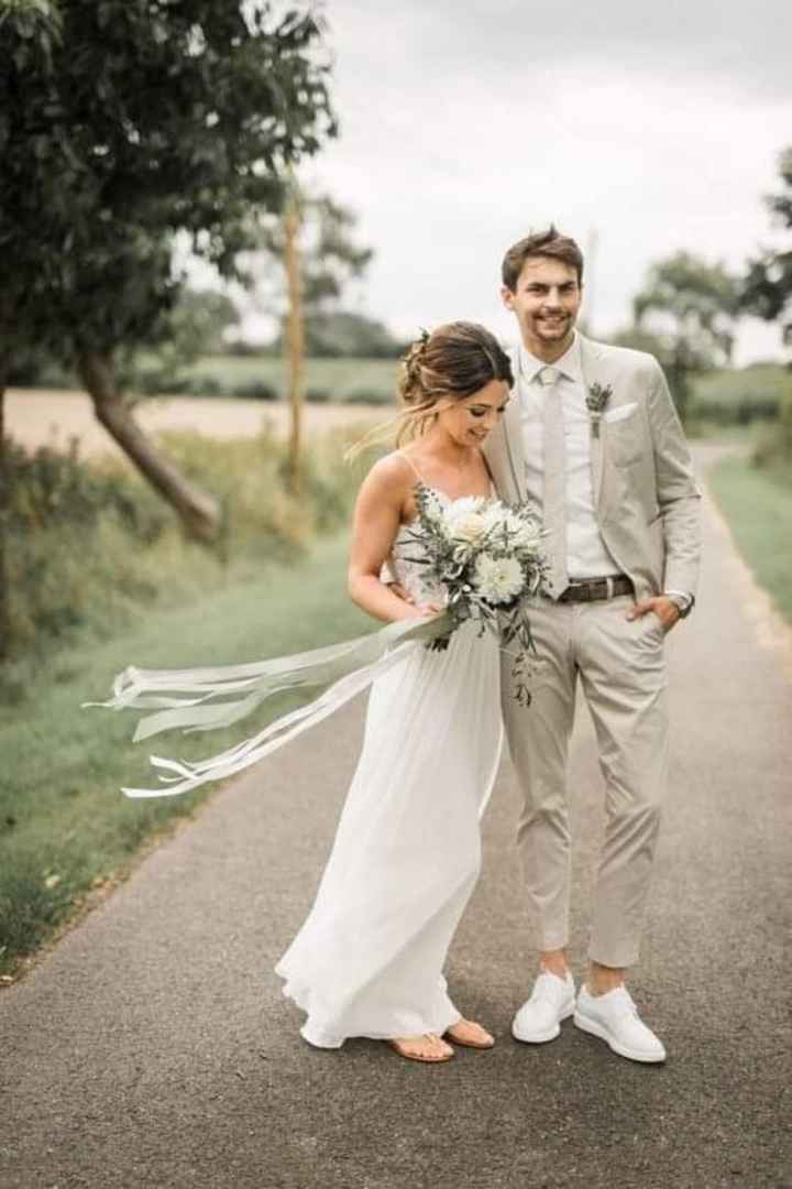 Trajes en color beige - 2