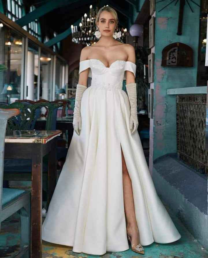Algunos vestidos de la colección 2023 Botanical by Elbeth Gillis - 3