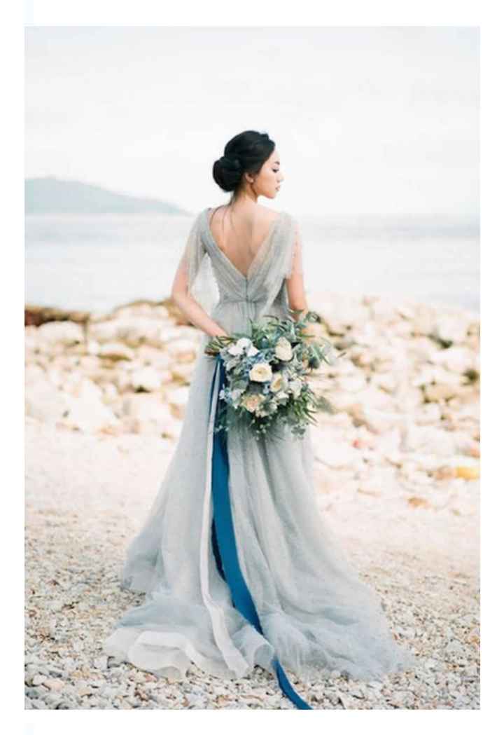 Vestidos de novia en color azul 💙 - 10