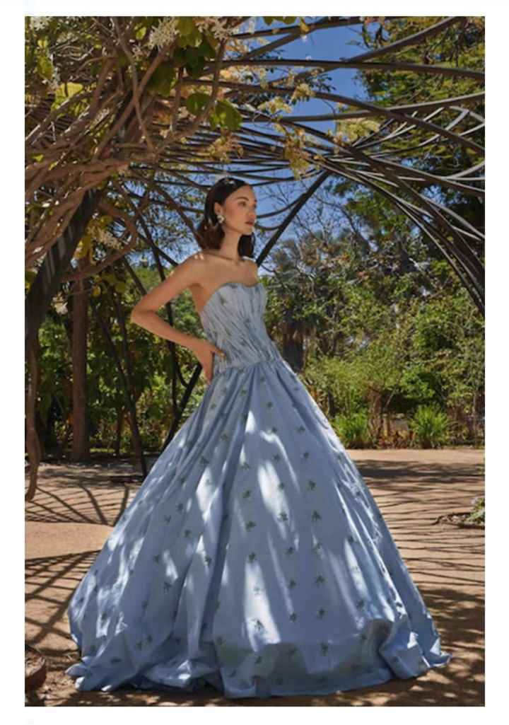 Vestidos de novia en color azul 💙 - 16