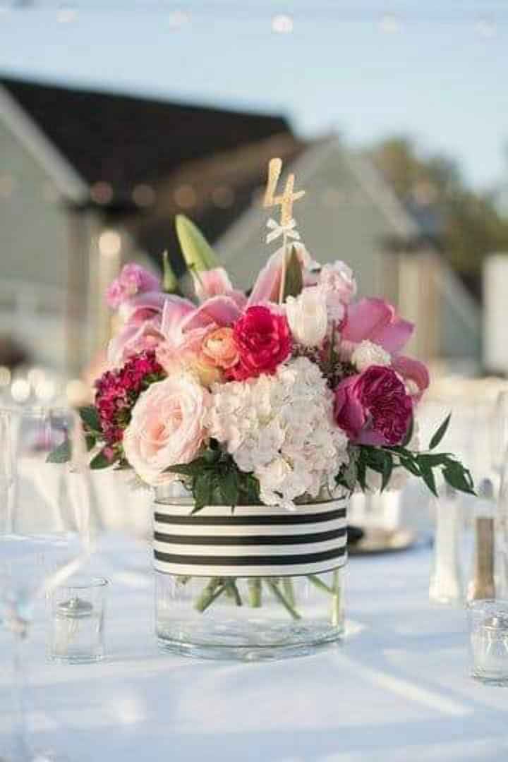 Tu boda con rayas y color fucsia - 10
