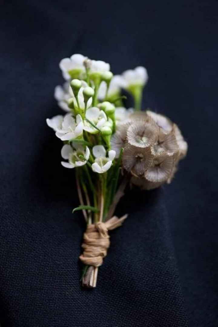 Flor scabiosa en tu boutonniere - 1