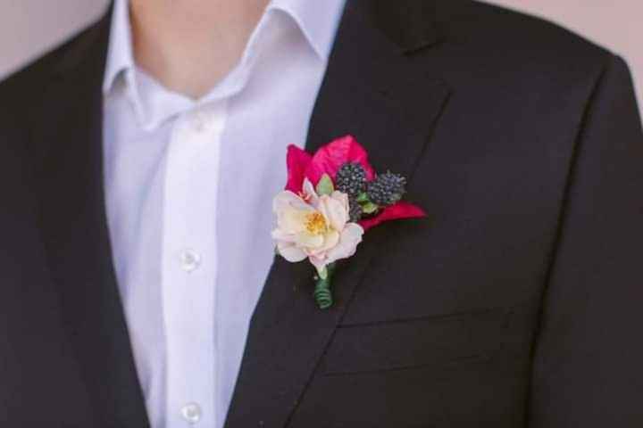 Bugambilia en el boutonniere - 3