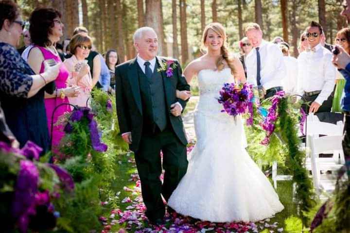 Tu boda en tonalidades azules,violetas y verdes - 26