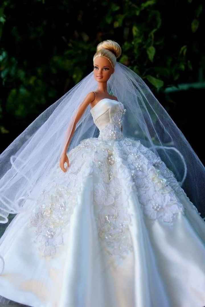 Barbie y sus amigas vestidas de novia - 7