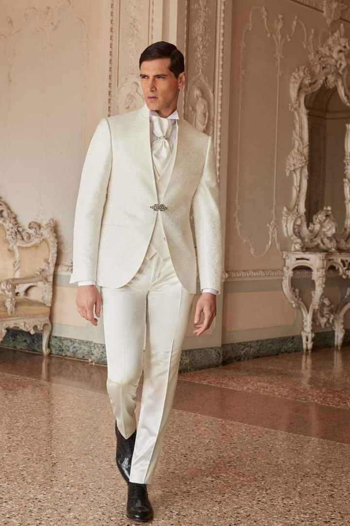 Algunos trajes de la colección Luigi Bianchi - 2