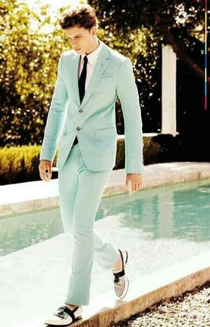Trajes en tonos pastel - 4