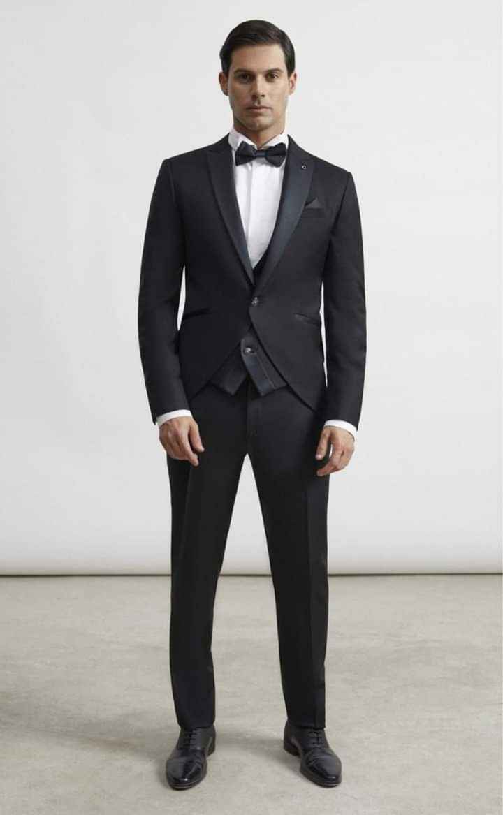 Algunos trajes de la colección Thomas Pina - 3