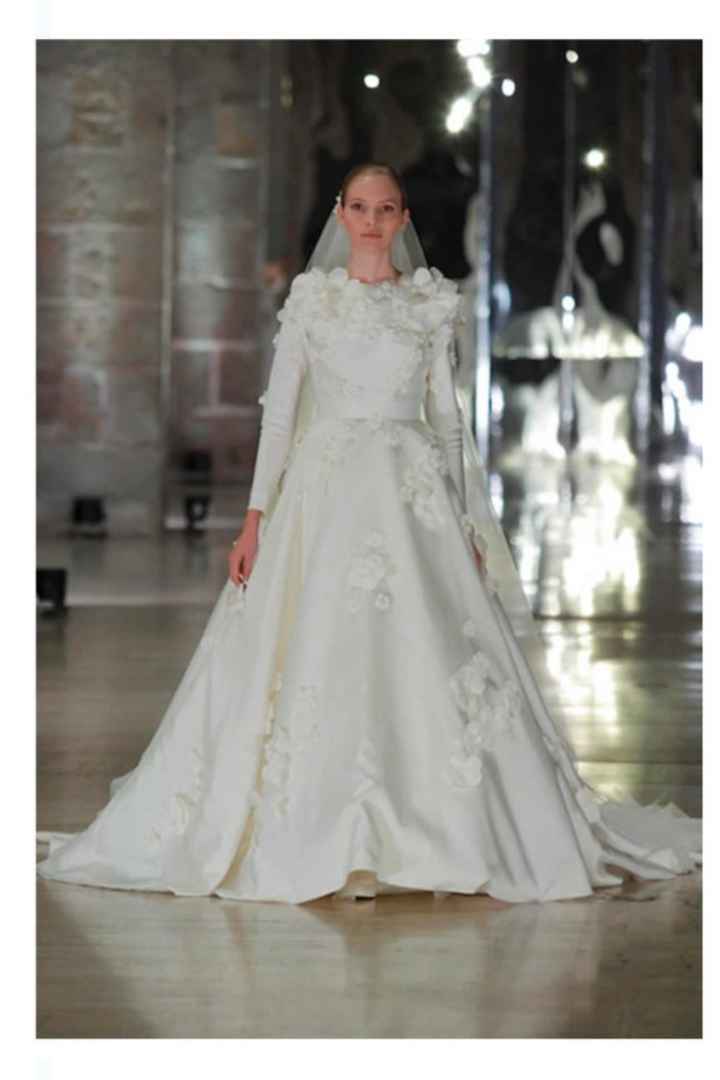 Vestidos colección 2024 primavera -verano Elie Saab - 25