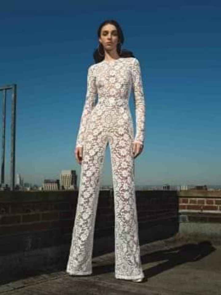 Algunos vestidos de la colección primavera -verano 2024 Naeem Khan - 4