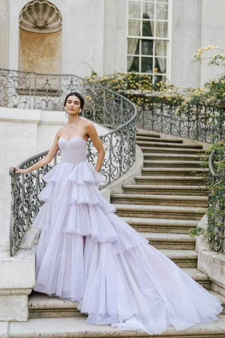 Algunos vestidos de la colección primavera -verano 2024 Anne Barge - 3