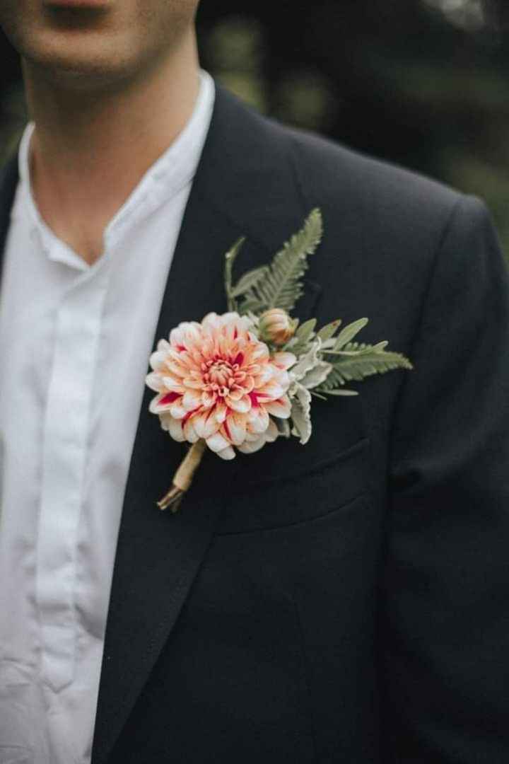 Boutonniere en color coral - 4