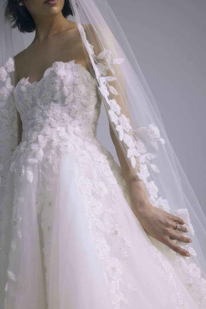 Algunos vestidos de la colección primavera -verano 2024 Amsale - 2