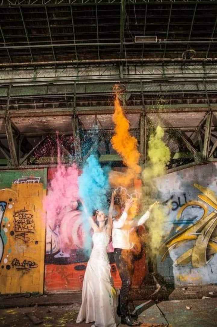 Trash the dress con polvos holi - 3