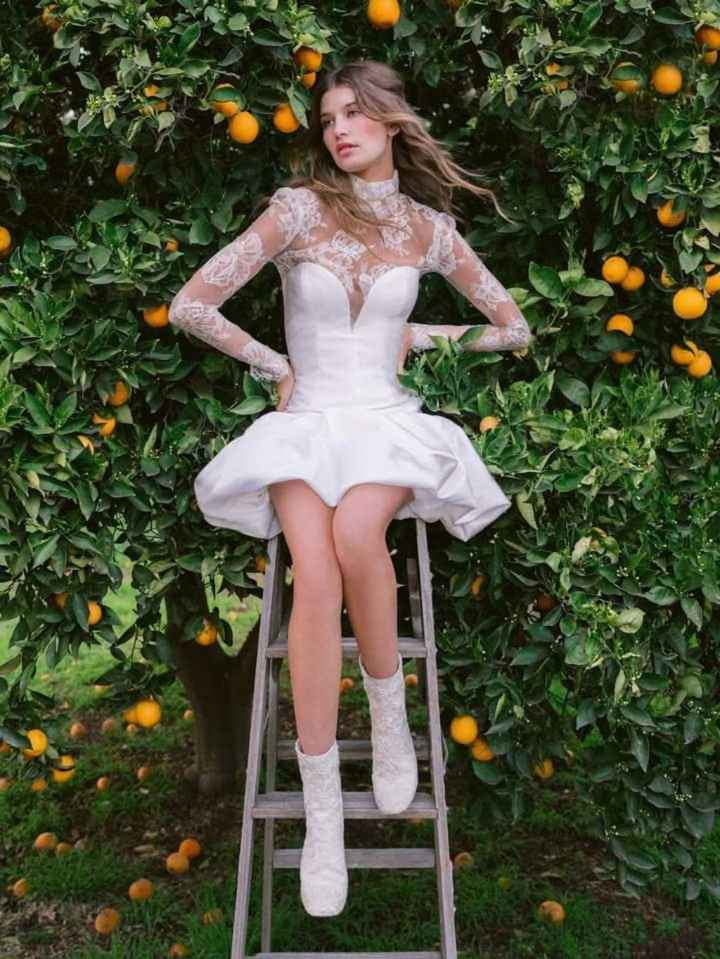 Algunos vestidos de la colección Primavera -verano 2024 Monique Lhuillier - 1