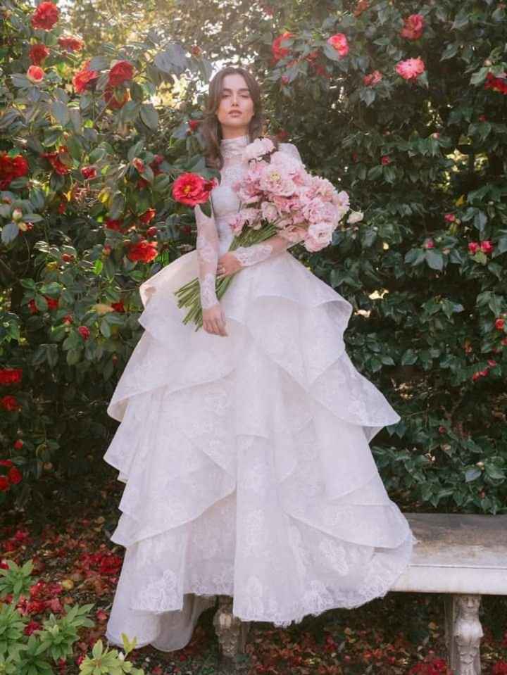 Algunos vestidos de la colección Primavera -verano 2024 Monique Lhuillier - 4