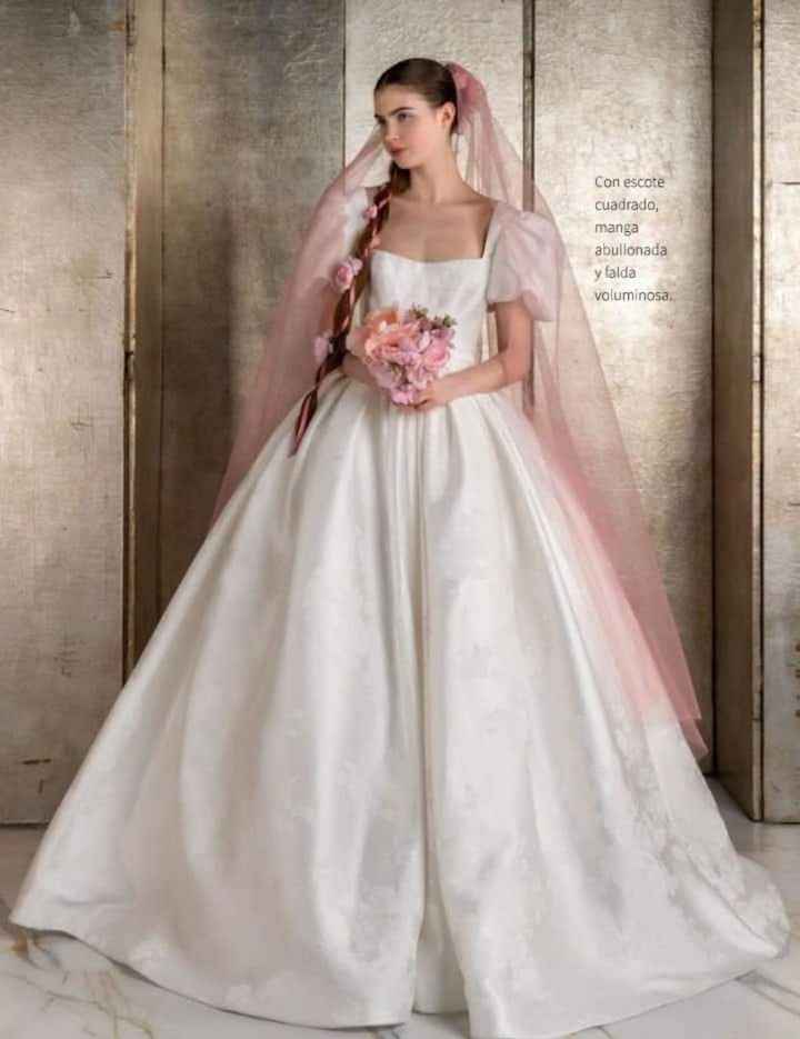 Vestidos colección primavera -verano 2024 Reem Acra - 7