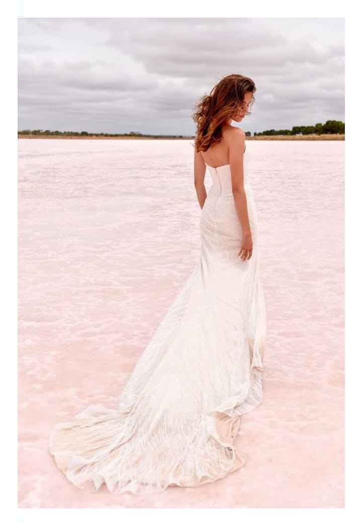 Vestidos colección otoño-invierno 2023 One by Jeune Bridal - 4