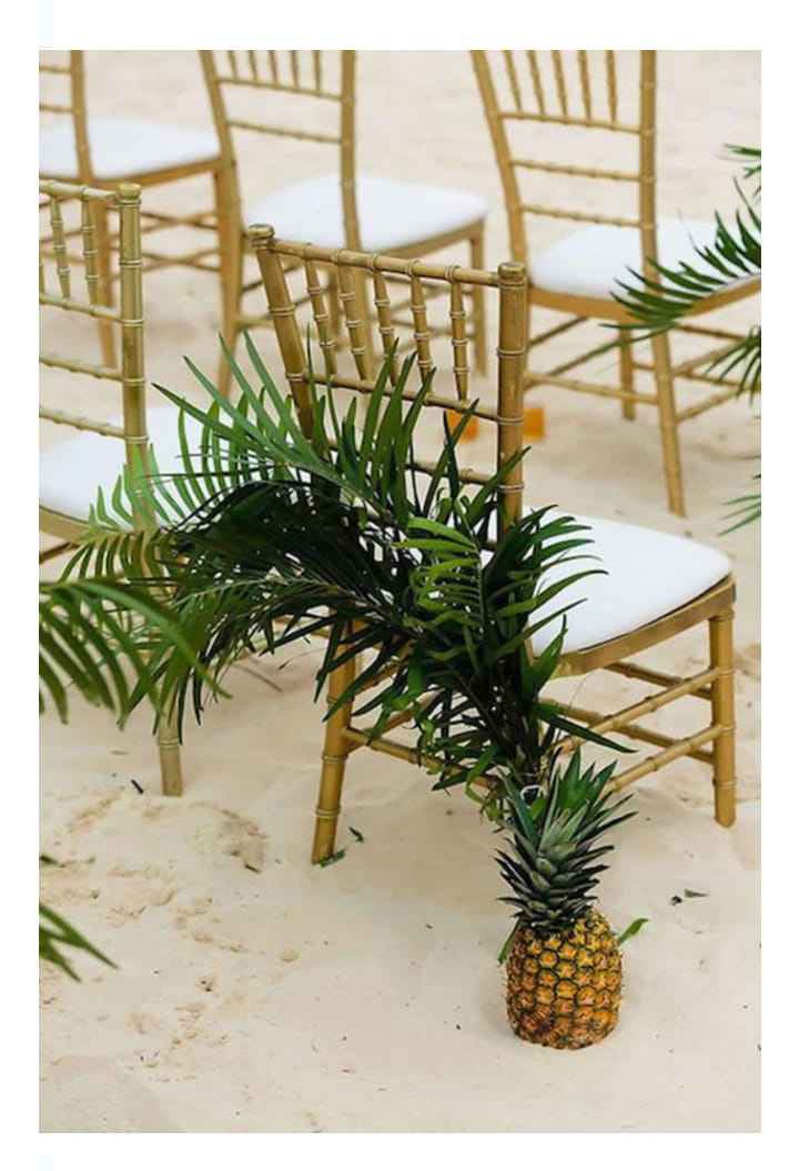 Pasillos decorados con hojas de palma - 2