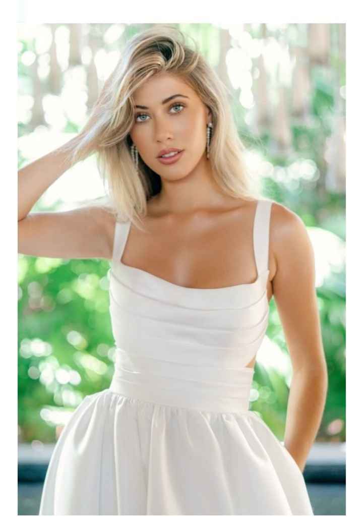 Vestidos colección otoño-invierno 2023 Keep me in your glow by Wtoo - 6