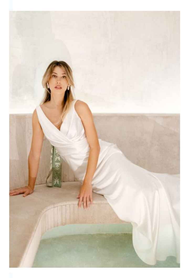 Vestidos colección otoño-invierno 2023 Keep me in your glow by Wtoo - 37