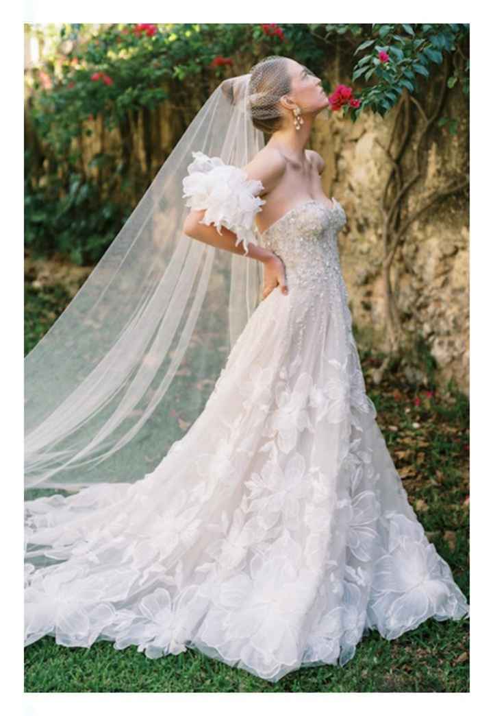 Vestidos colección otoño-invierno 2023 Dream State by Watters - 5