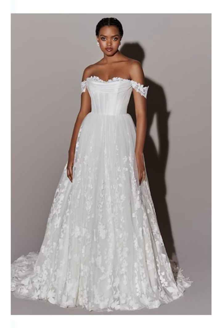 Vestidos colección primavera -verano 2024 Justin Alexander - 18