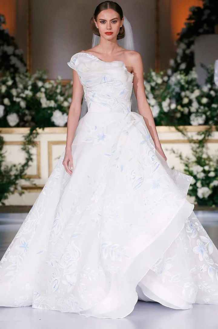 Algunos vestidos de la colección primavera -verano 2024 The enchanting garden by Nardos - 1