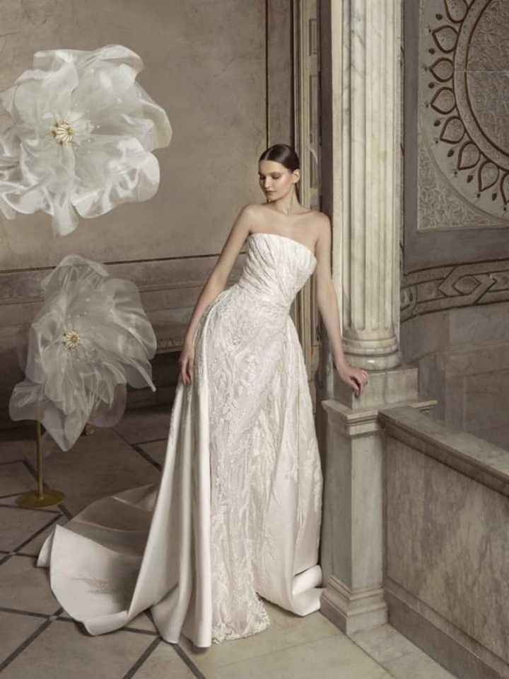 Algunos vestidos de la colección primavera -verano 2024 Wildlife Gems by Tony Ward - 2