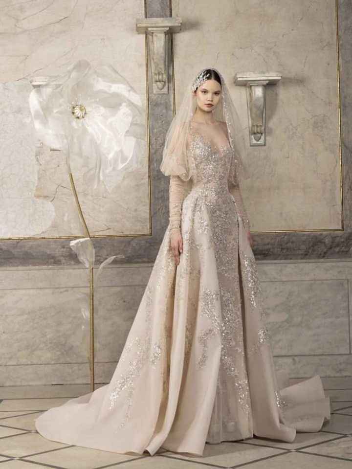 Algunos vestidos de la colección primavera -verano 2024 Wildlife Gems by Tony Ward - 3