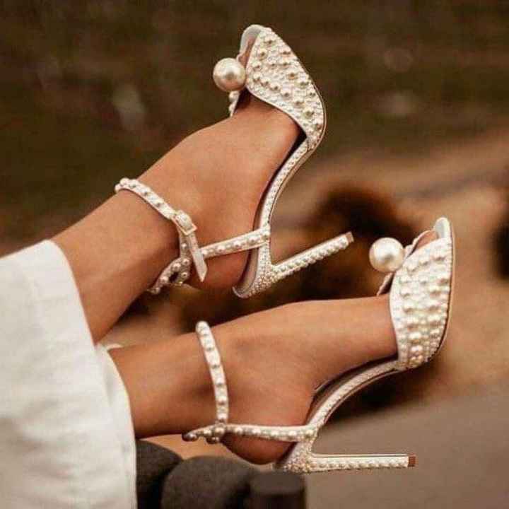 Zapatos con perlas - 1