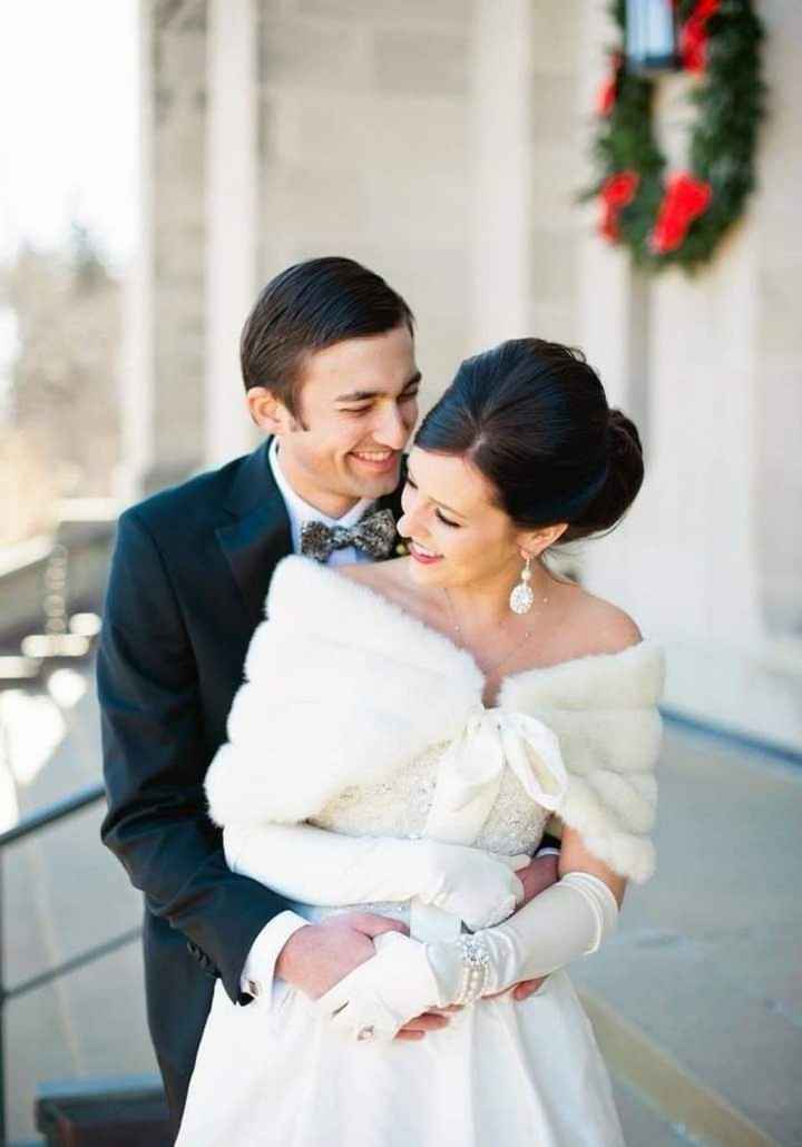 Invierno:estolas en tu look de novia ❄️❄️❄️ - 3