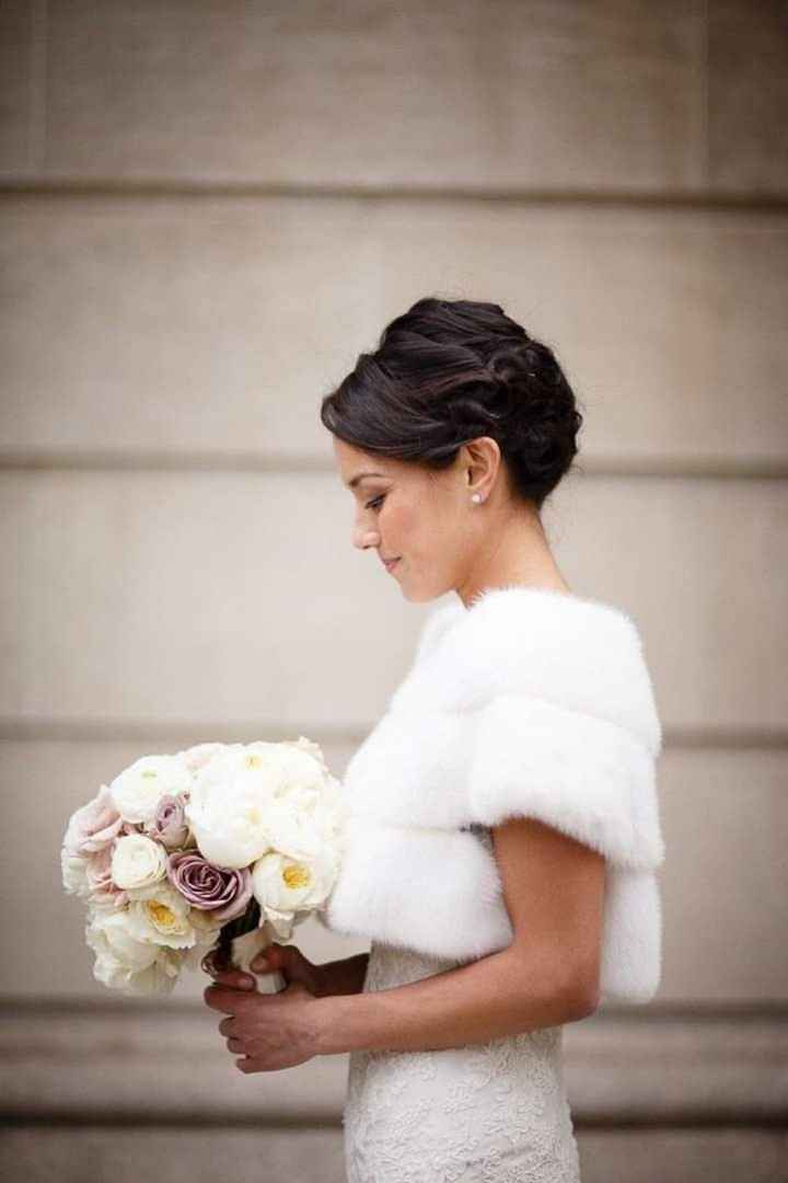 Invierno:estolas en tu look de novia ❄️❄️❄️ - 4