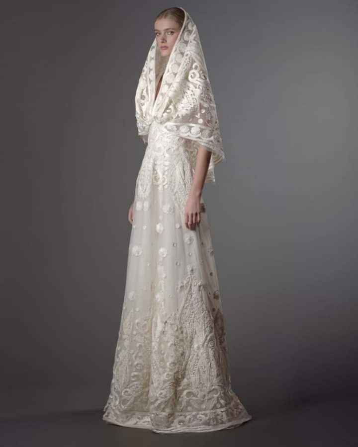 Algunos vestidos de la colección otoño-invierno 2024 by Naeem Khan - 2