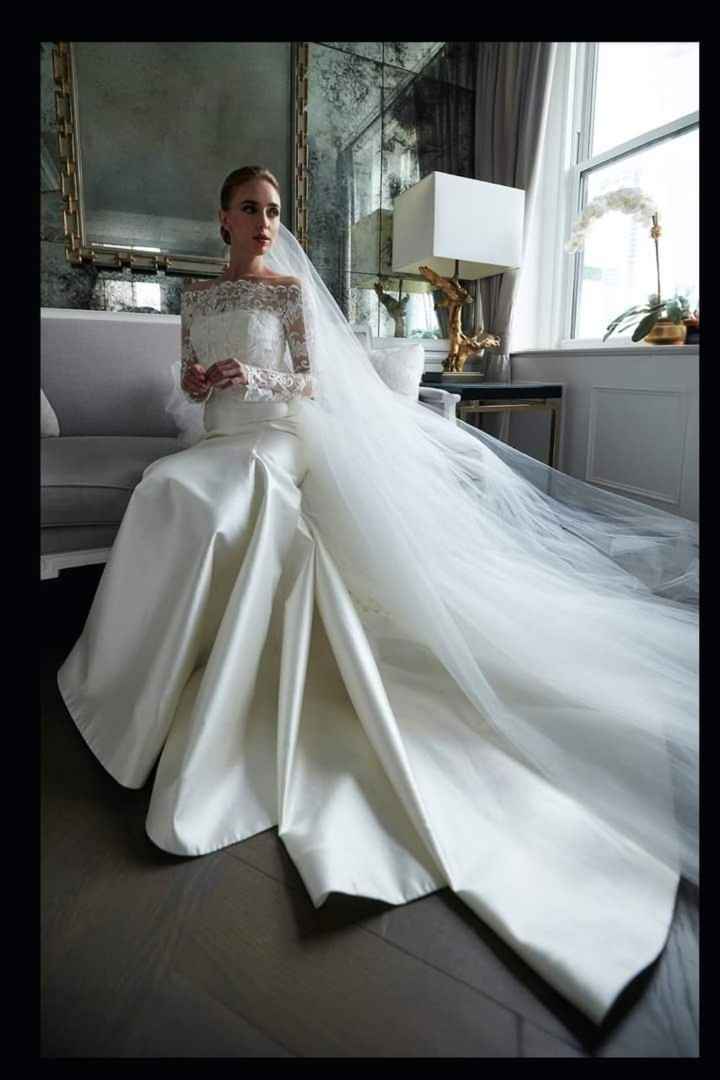 Algunos vestidos de la colección otoño-invierno 2024 Legends by Romona Keveza - 4