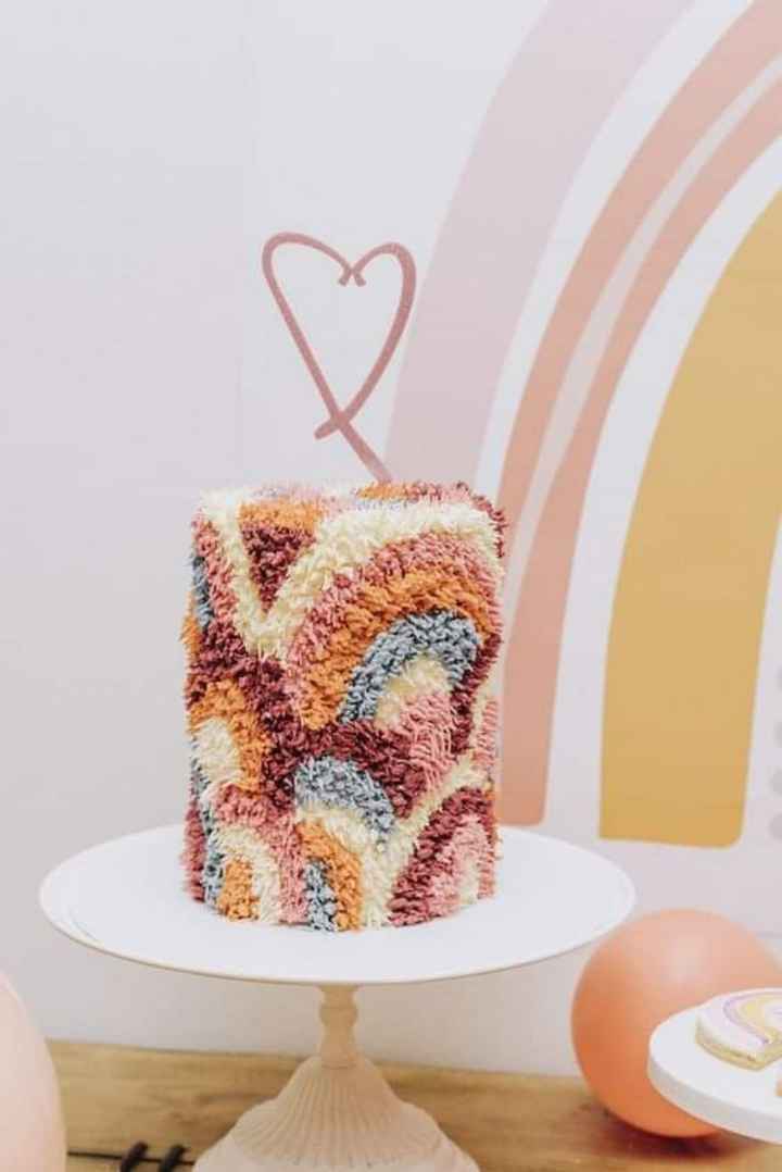 Pastel de bodas con flecos - 4