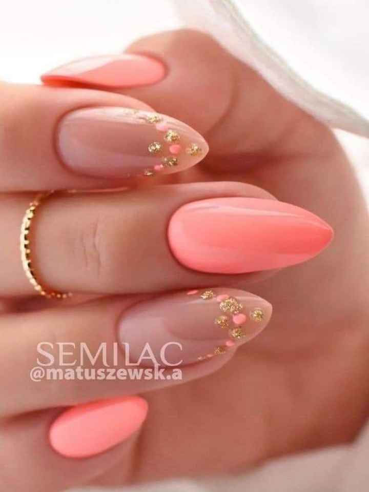 Uñas en Peach Fuzz - 6