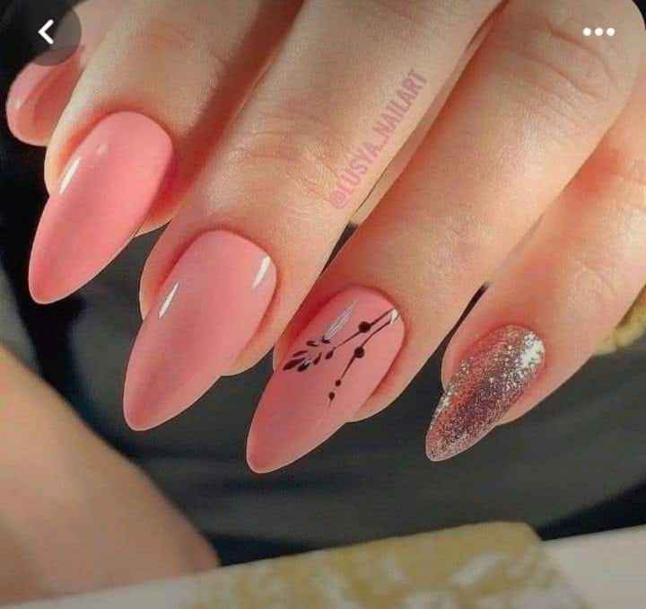 Uñas en Peach Fuzz - 11