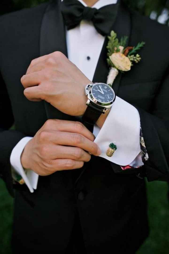 Mancuernillas en el outfit del novio - 2
